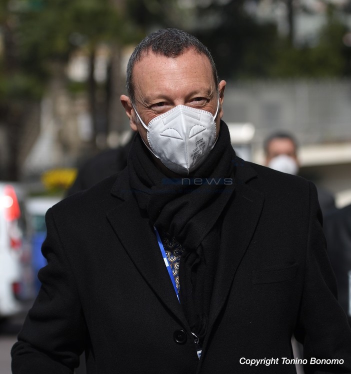 Amadeus dice no al suo 'ter' ma l'Ad della Rai Salini riapre la porta "Ora una pausa poi vedremo"