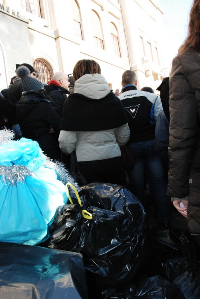 Uno dei momenti della protesta ad Imperia sul caso Tares Uno dei momenti della protesta ad Imperia sul caso Tares