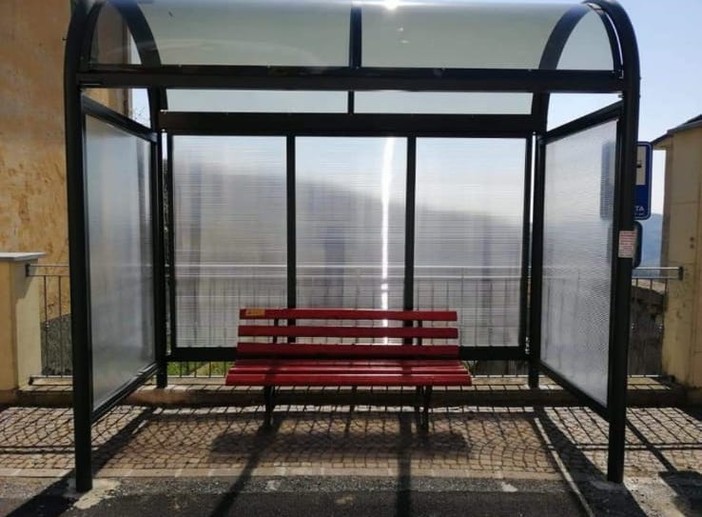 La panchina installata ad Aquila d'Arroscia