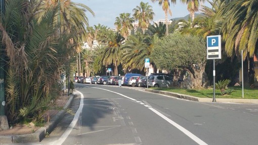 Sanremo: parcheggio sul lungomare Calvino vuoto, secondo un nostro lettore ci sono cose da rivedere
