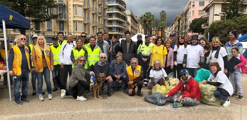 Pulizia delle Spiagge in tutta la provincia: 432 volontari hanno lavorato stamattina (Foto e Video)