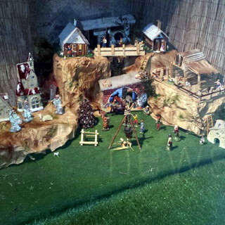 Sanremo: da giovedì a Coldirodi l'esposizione dei presepi artigianali e delle immagini natalizie in paese