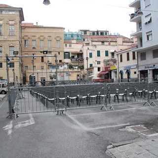 Sanremo: piazza Borea D'Olmo, il Civ paga l'aiuola ma forse serve l'ok della soprintendenza