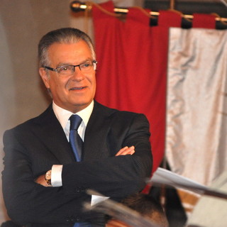 Riva Ligure: dopo il Consiglio Comunale Solenne l'intervento del consigliere Paolo Balloni Riva Ligure: dopo il Consiglio Comunale Solenne l'intervento del consigliere Paolo Balloni