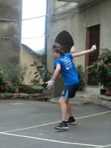 Pallonetto: domani e domenica a Villa Viani torna lo spettacolo e la goliardia della 'balètta' in piazza