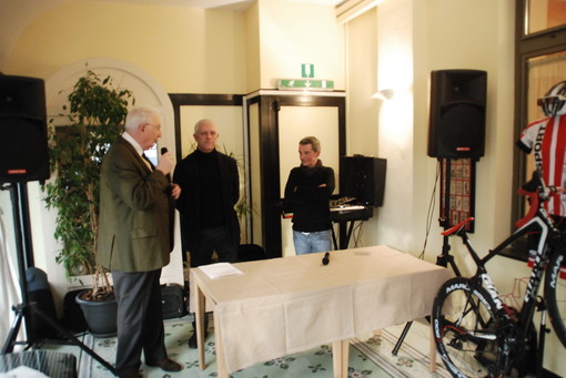 Presentate all’Hotel Parigi di Bordighera le squadre agonistiche del Team Bici Sport Ospedaletti