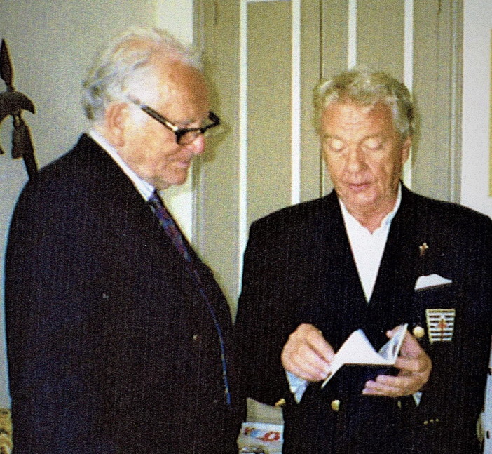 Scomparsa di Pierre Cardin: il ricordo del Principato di Seborga del quale è stato sostenitore e amico Scomparsa di Pierre Cardin: il ricordo del Principato di Seborga del quale è stato sostenitore e amico