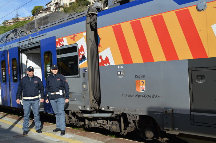 Ventimiglia: la Polizia Ferroviaria arresta un nigeriano espulso dall'Italia, stava rientrando in treno