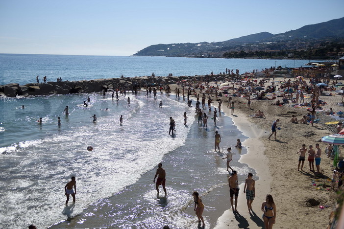 Turismo in Liguria: turisti soddisfatti del mare pulito, del patrimonio storico-artistico e dell’enogastronomia
