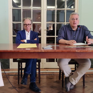 Sanremo accoglie i turisti francesi in occasione della festa nazionale: la città sarà addobbata da giovedì a sabato (Foto e Video) Sanremo accoglie i turisti francesi in occasione della festa nazionale: la città sarà addobbata da giovedì a sabato (Foto e Video)