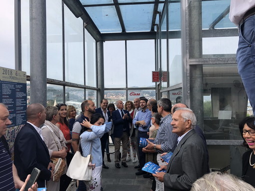 Elezioni Amministrative: il tour di Imperia in 15 tappe per il candidato Sindaco Claudio Scajola Elezioni Amministrative: il tour di Imperia in 15 tappe per il candidato Sindaco Claudio Scajola