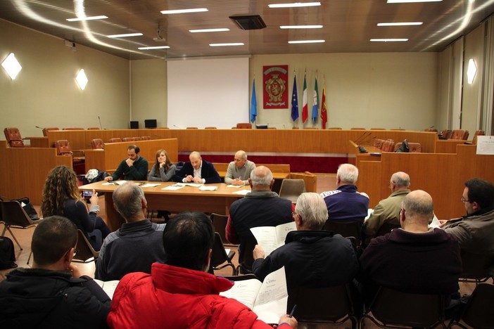 Le immagini dalla sala consiliare del Comune di Ventimiglia