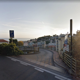 L'ingresso del posteggio dell'ospedale 'Borea'