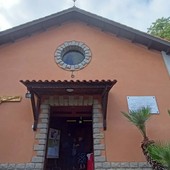 Sante messe, processione e festino di beneficenza: Bordighera celebra la festa patronale Madonna dei Fiori (Foto) Sante messe, processione e festino di beneficenza: Bordighera celebra la festa patronale Madonna dei Fiori (Foto)