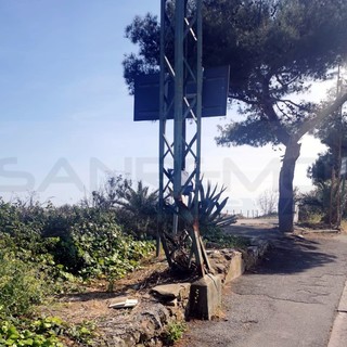 Tralicci del filobus a rischio crollo sulle strade: ieri è successo a Bordighera, ma ecco un altro a rischio a Sanremo (Foto) Tralicci del filobus a rischio crollo sulle strade: ieri è successo a Bordighera, ma ecco un altro a rischio a Sanremo (Foto)