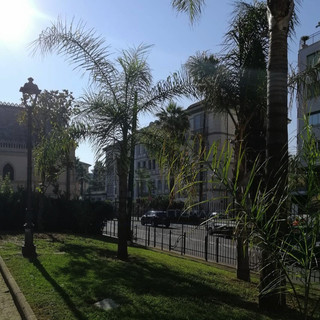 Un’area cani al Giardino delle Carmelitane Scalze: la proposta per una Sanremo più pet-friendly