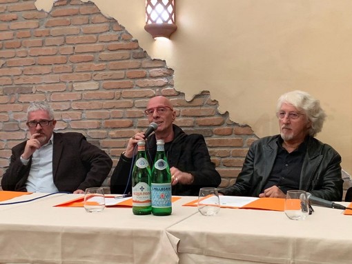 Milano: presentazione di 'Area Sanremo', Franco Mussida "Ci piacerebbe fare anche altre cose con Sanremo"