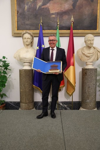 L'intervento alla passerella del Nervia tra Camporosso e Ventimiglia ottiene il premio Templum L'intervento alla passerella del Nervia tra Camporosso e Ventimiglia ottiene il premio Templum
