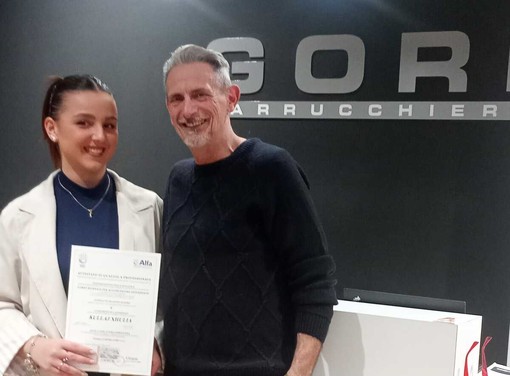 Dalla scuola a docente: la storia di successo di Xhulia Kullaj Dalla scuola a docente: la storia di successo di Xhulia Kullaj