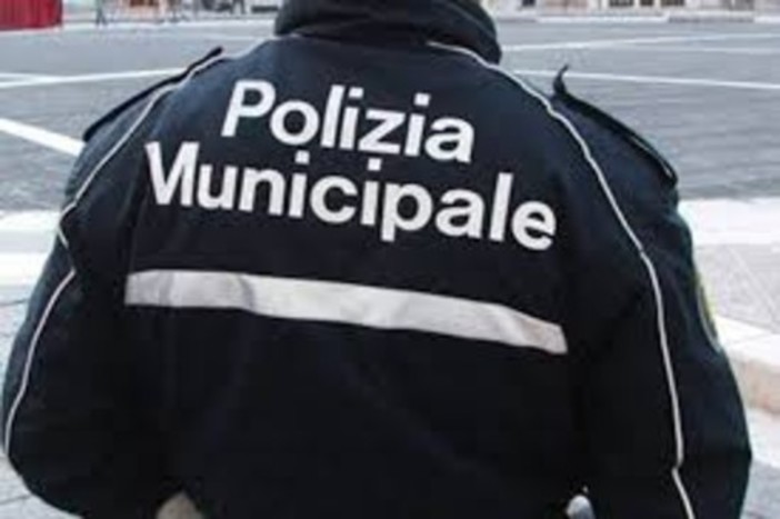 Sanremo: divieto di sosta in viale Anselmi in occasione della manifestazione “Sarà Sanremo” Sanremo: divieto di sosta in viale Anselmi in occasione della manifestazione “Sarà Sanremo”