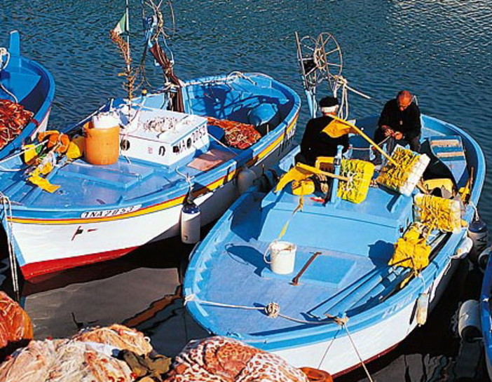 Sanremo: una sede dagli ex magazzini ferroviari per le associazioni di pescatori “Il Timone” e “U Luvassu”