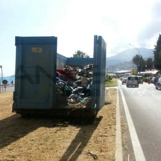 Ventimiglia: la Questura ha fatto pulire il sentiero che collega Ponte San Luigi a Ponte San Ludovico