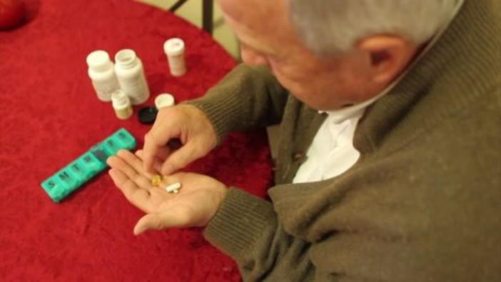 Sanremo: iniziativa di una farmacia di Sanremo, un sms all'ora della pastiglia per non dimenticarla