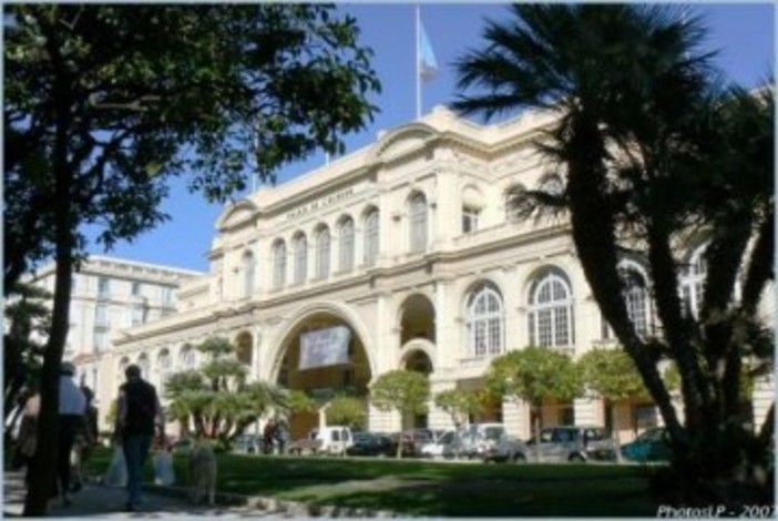 Mentone: sabato pomeriggio al Palais de l’Europe il convegno su “Frontiere e migrazioni” Mentone: sabato pomeriggio al Palais de l’Europe il convegno su “Frontiere e migrazioni”