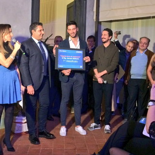 Con Jacopo Bellomo vincitore del contest @lamialiguria, la Laba di Firenze approda al #Festival2017 Con Jacopo Bellomo vincitore del contest @lamialiguria, la Laba di Firenze approda al #Festival2017