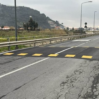 Nuovi passaggi pedonali rialzati a Camporosso, Gibelli: "Per costringere i veicoli a rallentare" (Foto)