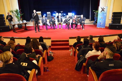 Dal 28 aprile scattano a Genova le selezioni per l'edizione 2018 di 'Area Sanremo Tour'