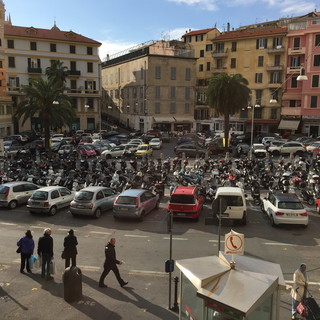 Sanremo: rissa ieri sera in piazza Eroi Sanremesi, protagonisti alcuni magrebini subito fuggiti