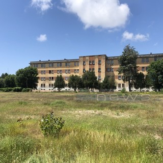 Riscaldamenti non funzionanti, protesta degli studenti del Cristoforo Colombo alle ex Caserme Revelli