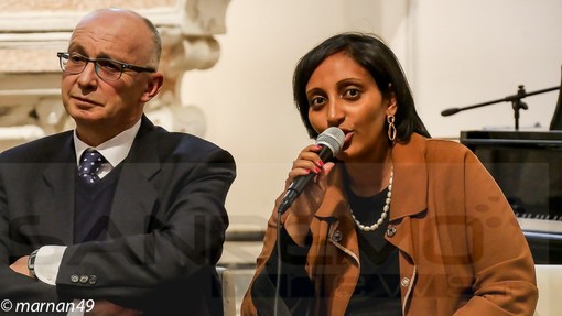 Cervo: grande successo per la presentazione del libro di Hafez Haidar candidato al Nobel (Foto)