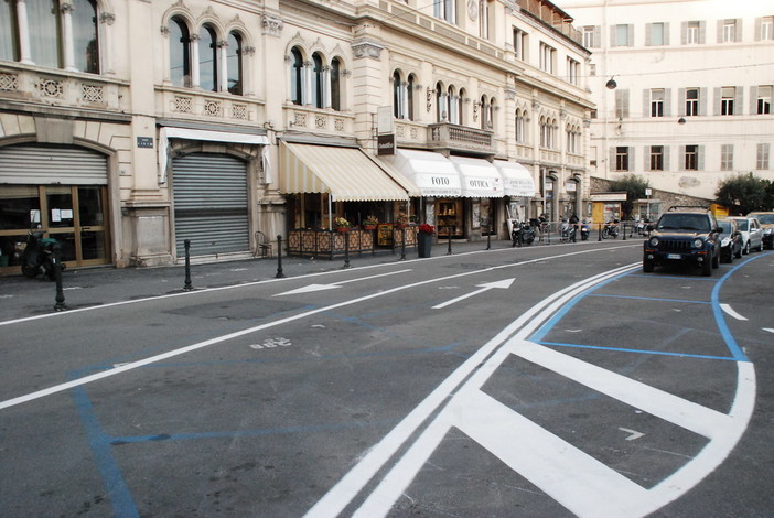 Sanremo: mancanza di parcheggi per le moto, intervento di un nostro lettore Sanremo: mancanza di parcheggi per le moto, intervento di un nostro lettore