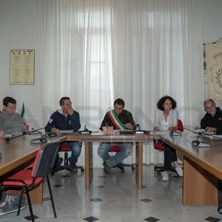 Triora: un Consiglio comunale dedicato ai lupi, domani l'allarme lanciato dal Sindaco si sposta sui banchi dell'assise