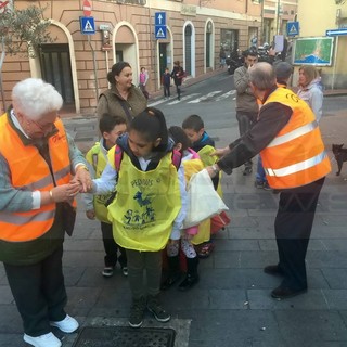 Imperia: dal lunedì prossimo, al via l’iniziativa ‘Scegli la strada buona… viaggia Pedibus!’