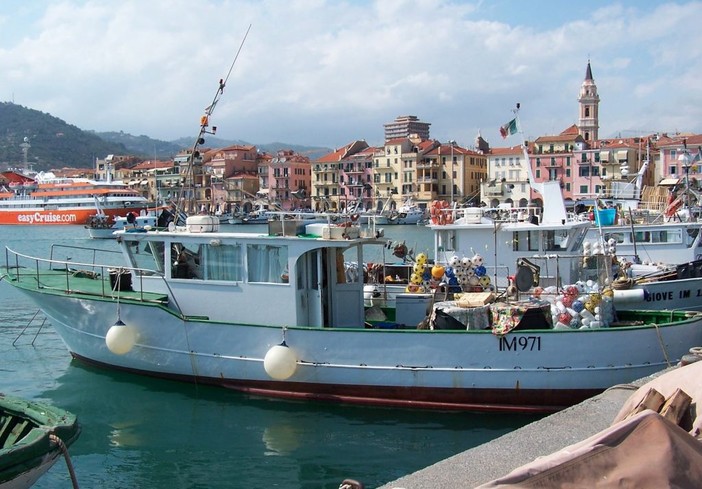 Imperia: una petizione popolare per salvaguardare l'occupazione futura in città