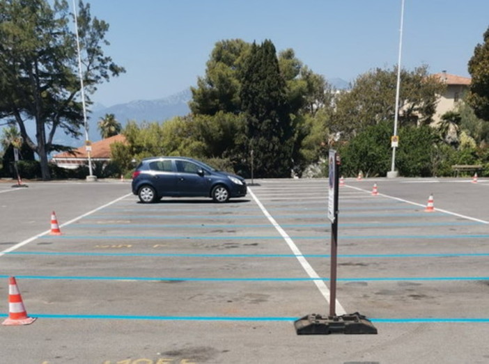 Bordighera, parcheggi a pagamento sulla spianata del Capo. Trucchi propone: "Abbonamento non superiore a 15 euro al mese"