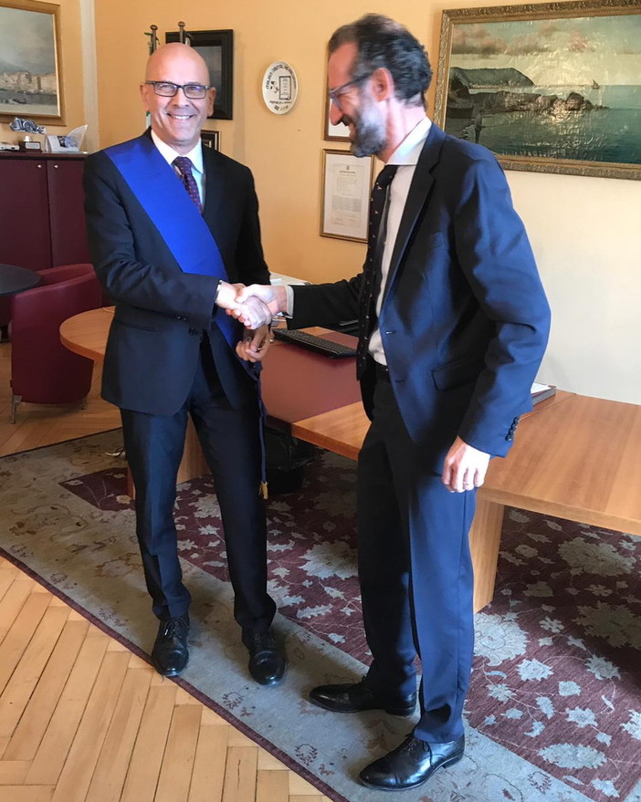 Ventimiglia: l'augurio del sindaco Ioculano al neo presidente provinciale Abbo Ventimiglia: l'augurio del sindaco Ioculano al neo presidente provinciale Abbo
