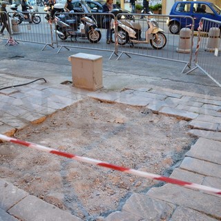 Sanremo: terminato il lavoro di demolizione dei chioschi, brutta sorpresa sotto l'ex edicola