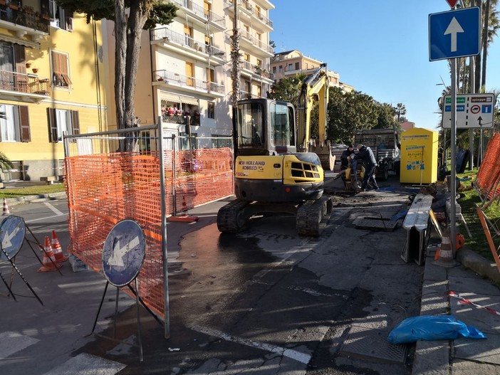 Imperia: entro l'estate i lavori del primo lotto del Roja bis sul vecchio sedime ferroviario, approvato il progetto Imperia: entro l'estate i lavori del primo lotto del Roja bis sul vecchio sedime ferroviario, approvato il progetto