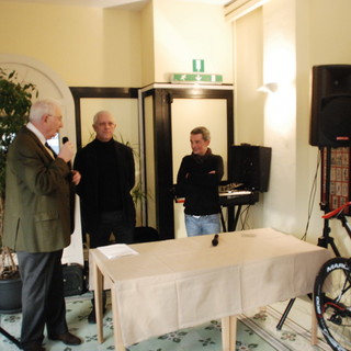 Presentate all’Hotel Parigi di Bordighera le squadre agonistiche del Team Bici Sport Ospedaletti