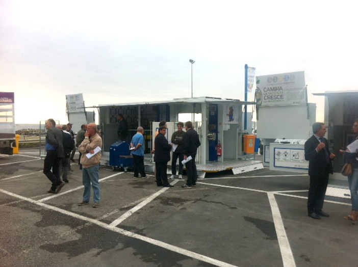Imperia: al via la 'differenziata' ad Imperia e comuni limitrofi, ecco i primi container 'ecomobili'
