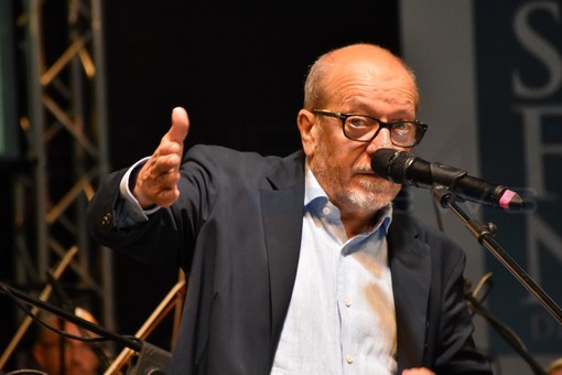 Sanremo: musica e tante risate ieri al 'Franco Alfano' per Dario Vergassola e 'Pierino e il Lupo' (Foto) Sanremo: musica e tante risate ieri al 'Franco Alfano' per Dario Vergassola e 'Pierino e il Lupo' (Foto)