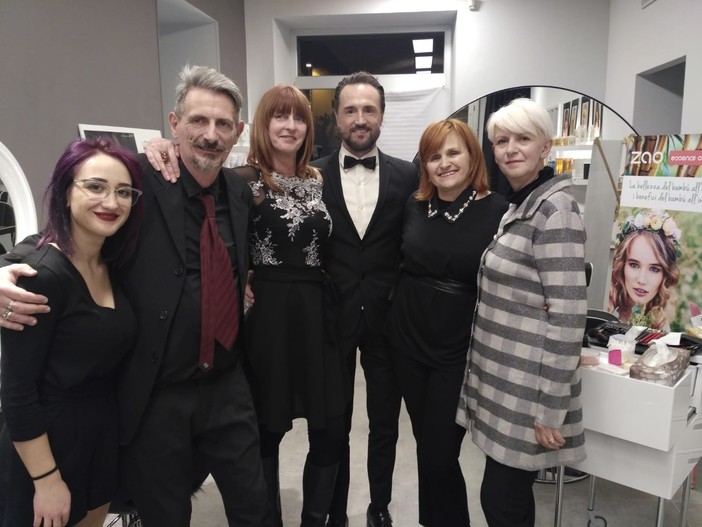 Grande successo all'inaugurazione del nuovo salone emotion dei Parrucchieri Gori: ecco le principali novità Grande successo all'inaugurazione del nuovo salone emotion dei Parrucchieri Gori: ecco le principali novità