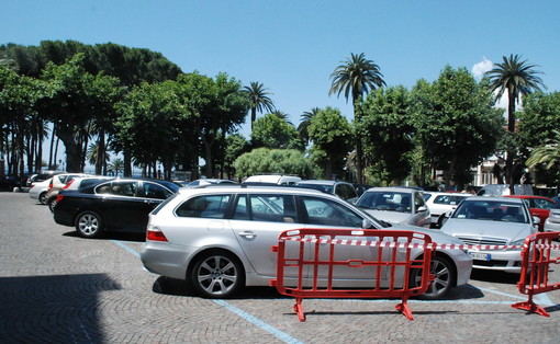 Ventimiglia: terminati i lavori, da lunedì prossimo i parcheggi della città di confine di nuovo a pagamento Ventimiglia: terminati i lavori, da lunedì prossimo i parcheggi della città di confine di nuovo a pagamento