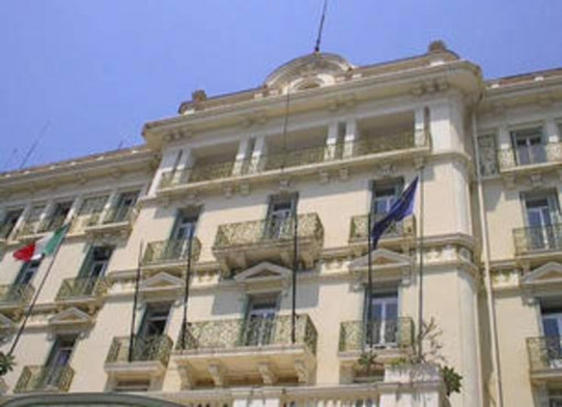 Imperia: "366 giorni con e per le donne" un calendario sulle donne che nasce dall'Associazione Amici di Marco De Fecondo