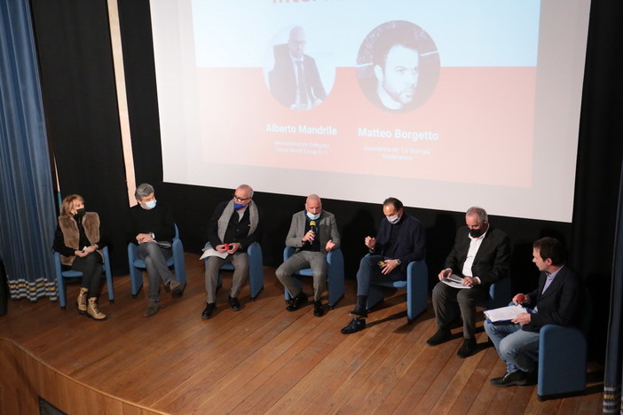 Dal cuneese: a Limone Piemonte riparte lo sci dopo un anno e mezzo di stop, tante anche le richieste dalla Liguria (Video)