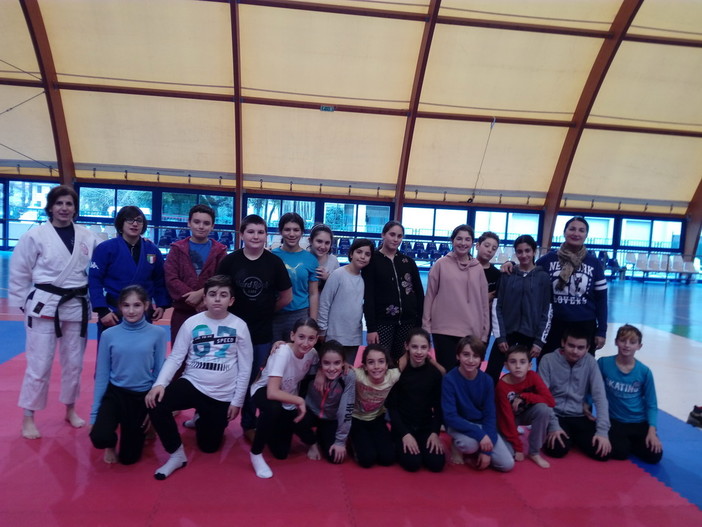 Ventimiglia: grande successo per il corso di judo alla Scuola Media di Roverino (Foto)